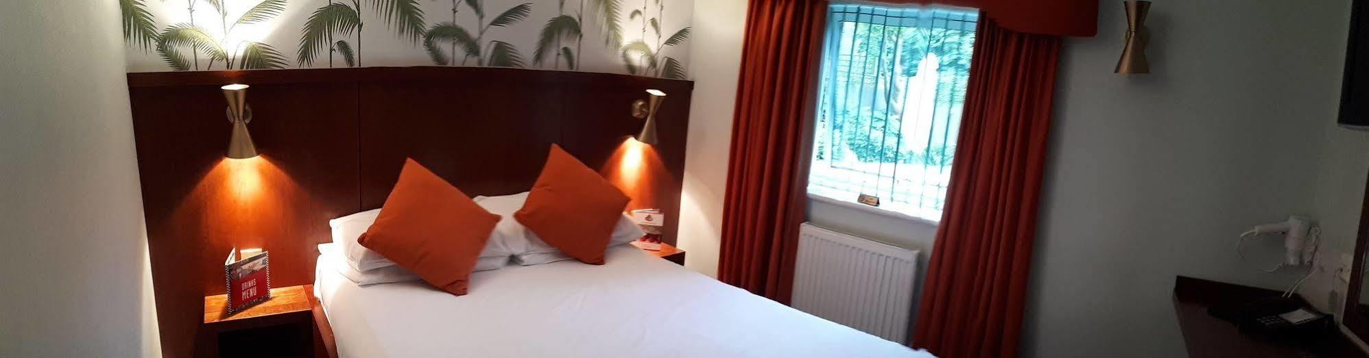 7Hotel Diner Halstead  Εξωτερικό φωτογραφία