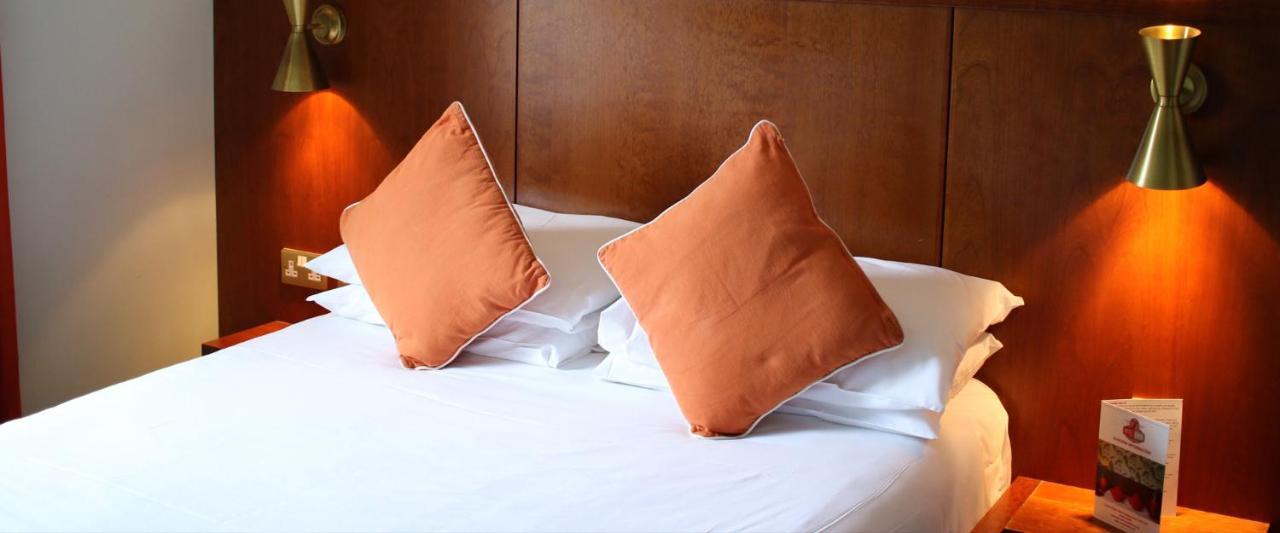 7Hotel Diner Halstead  Εξωτερικό φωτογραφία