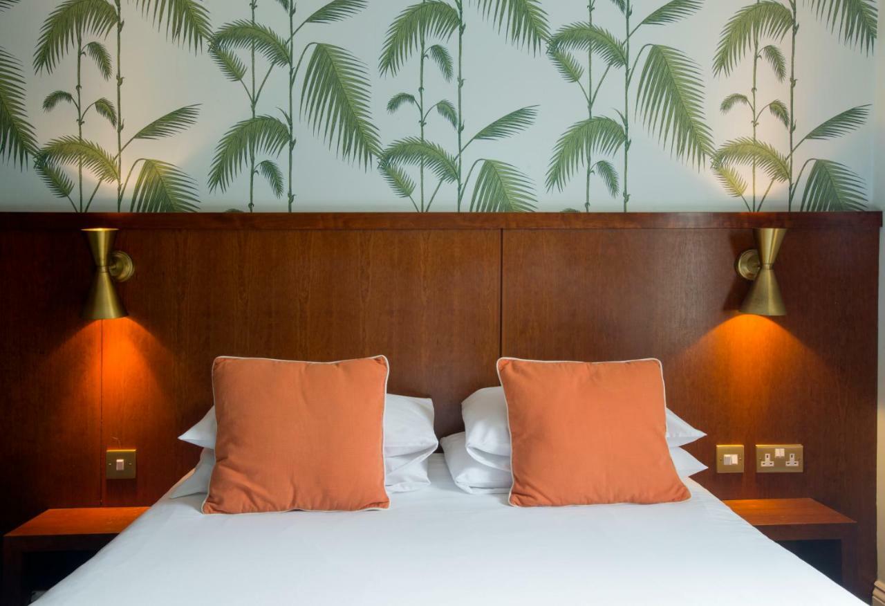7Hotel Diner Halstead  Εξωτερικό φωτογραφία